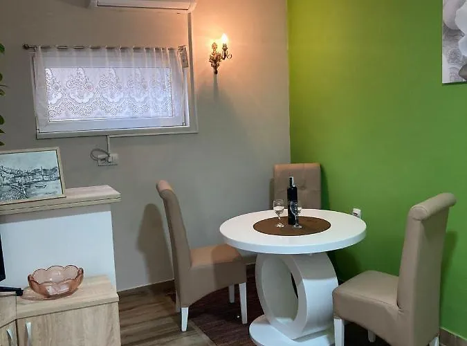 Apartament Smestaj Ste- Luk *